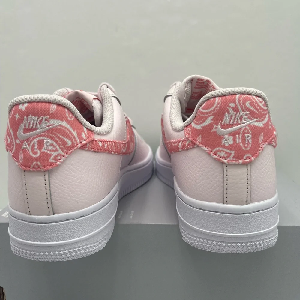 stylish nike